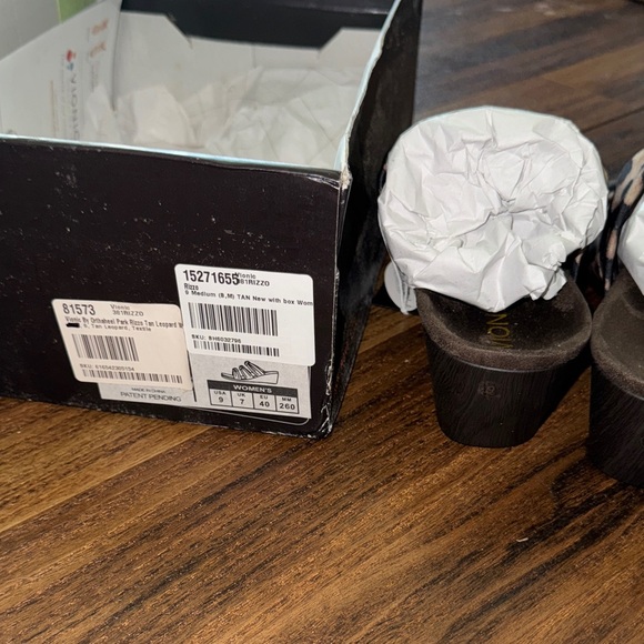 Vionic Leopard Print Wedge Sandals - Picture 6 of 9